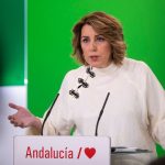 Susana Díaz presume de un equipo sin cargos ni ministros pero de "gente honesta"
