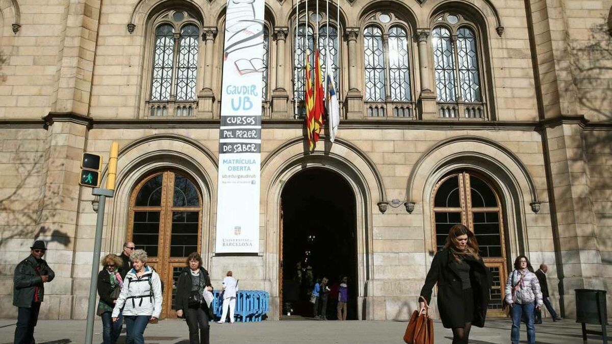 La 'ONG del catalán' pide delatar a los profesores que cambien al castellano en clase