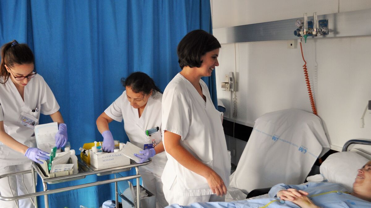 Las enfermeras estallan contra la nueva FP del Gobierno: "Amenaza a las residencias"