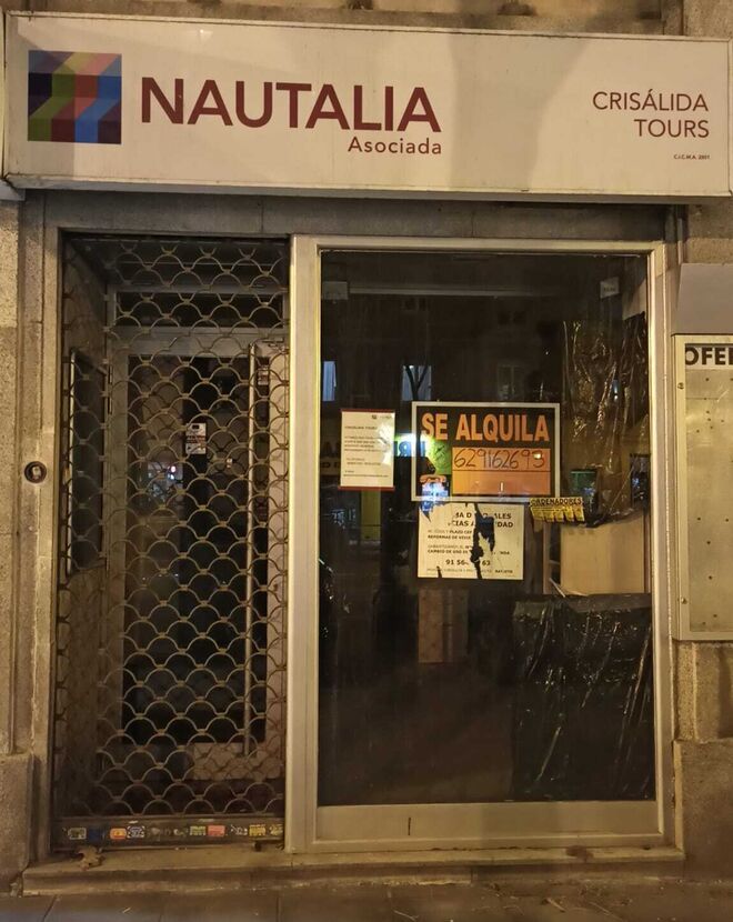 Una agencia asociada de Nautalia cerrada, en el barrio madrileño de Goya.