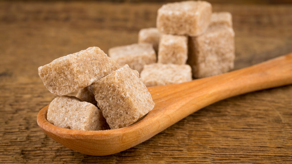 Azúcar moreno y azúcar blanco: ¿Hay de verdad diferencias?