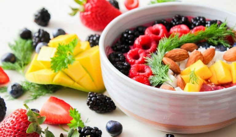 Las únicas tres frutas que puedes tomar por la noche para cenar (y las