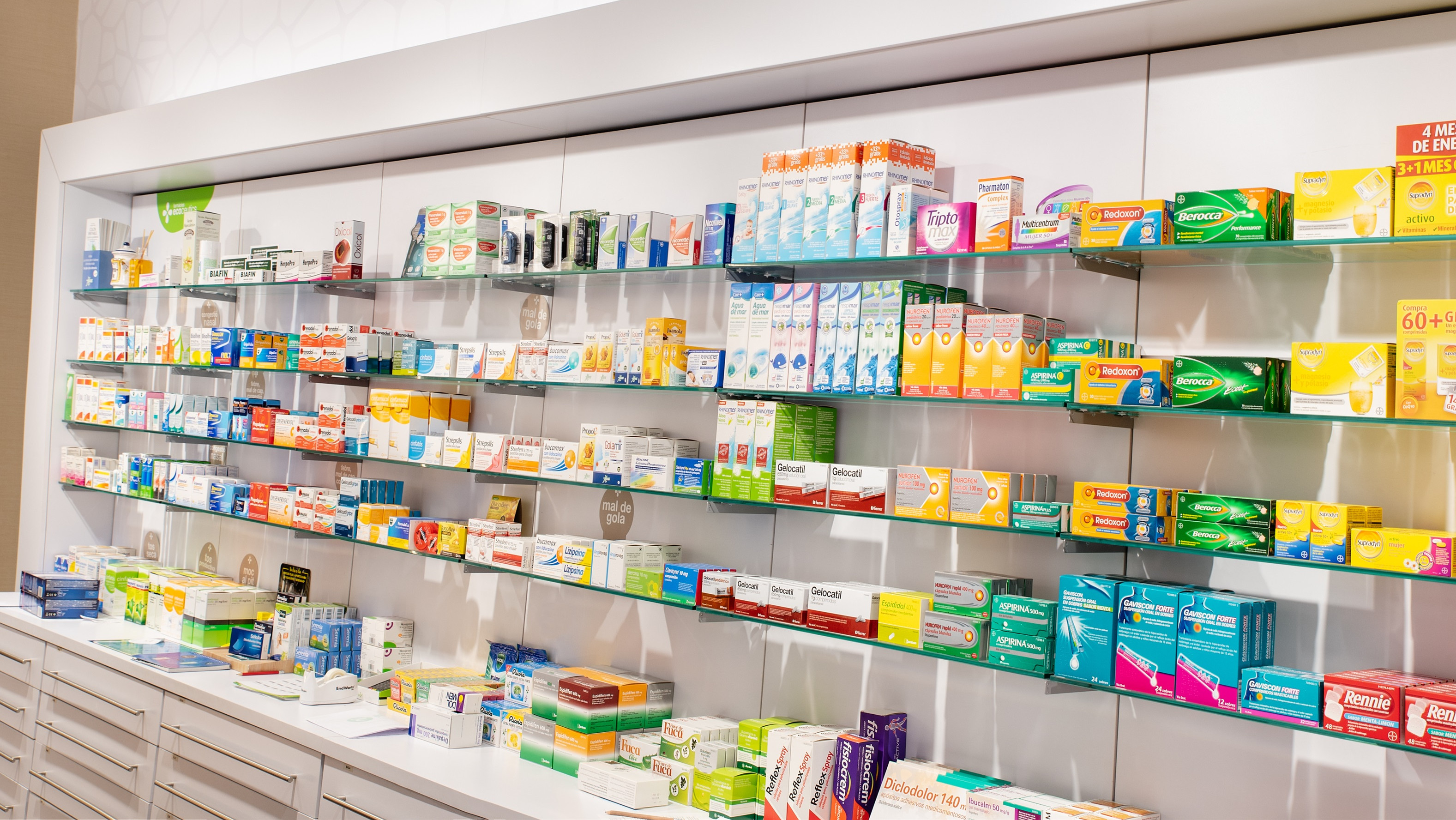 La oficina de farmacia perdería uno de cada tres clientes de parafarmacia frente a Amazon