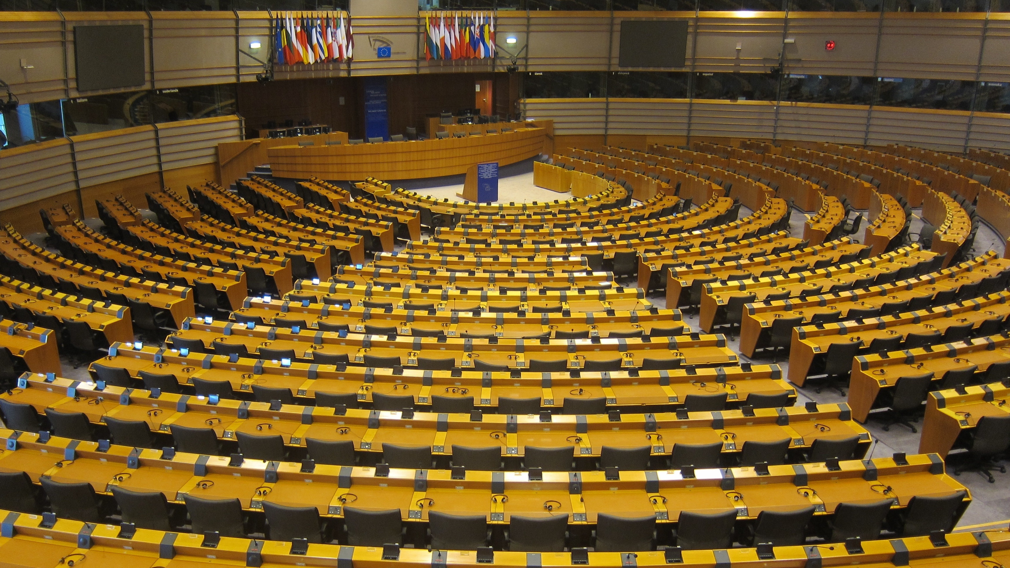 Eurodiputados expresan su preocupación por la politización del 5G