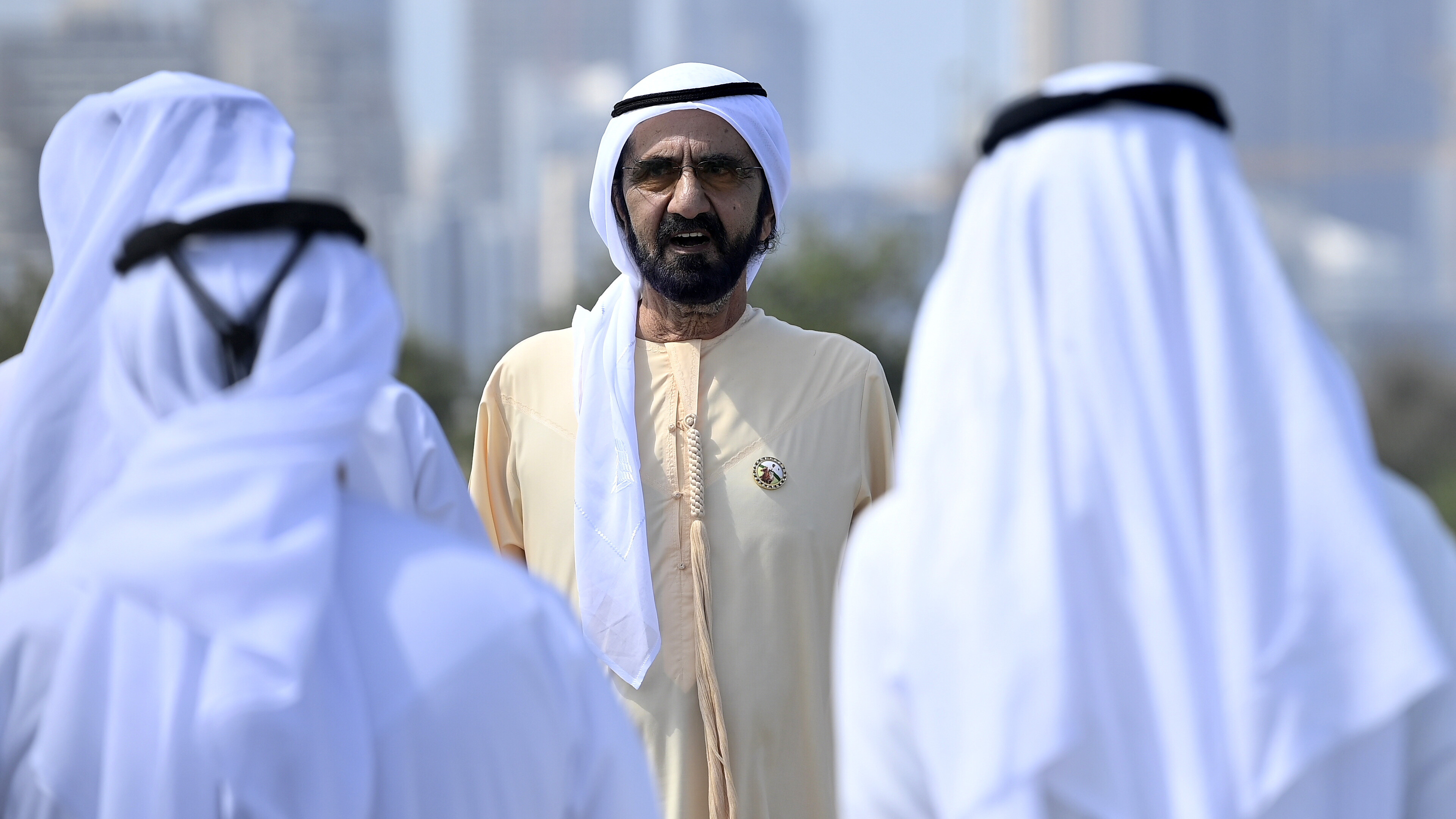 Emiratos advierte de que tiene "derecho a represalia" tras el ataque huthi con drones sobre Abu Dabi