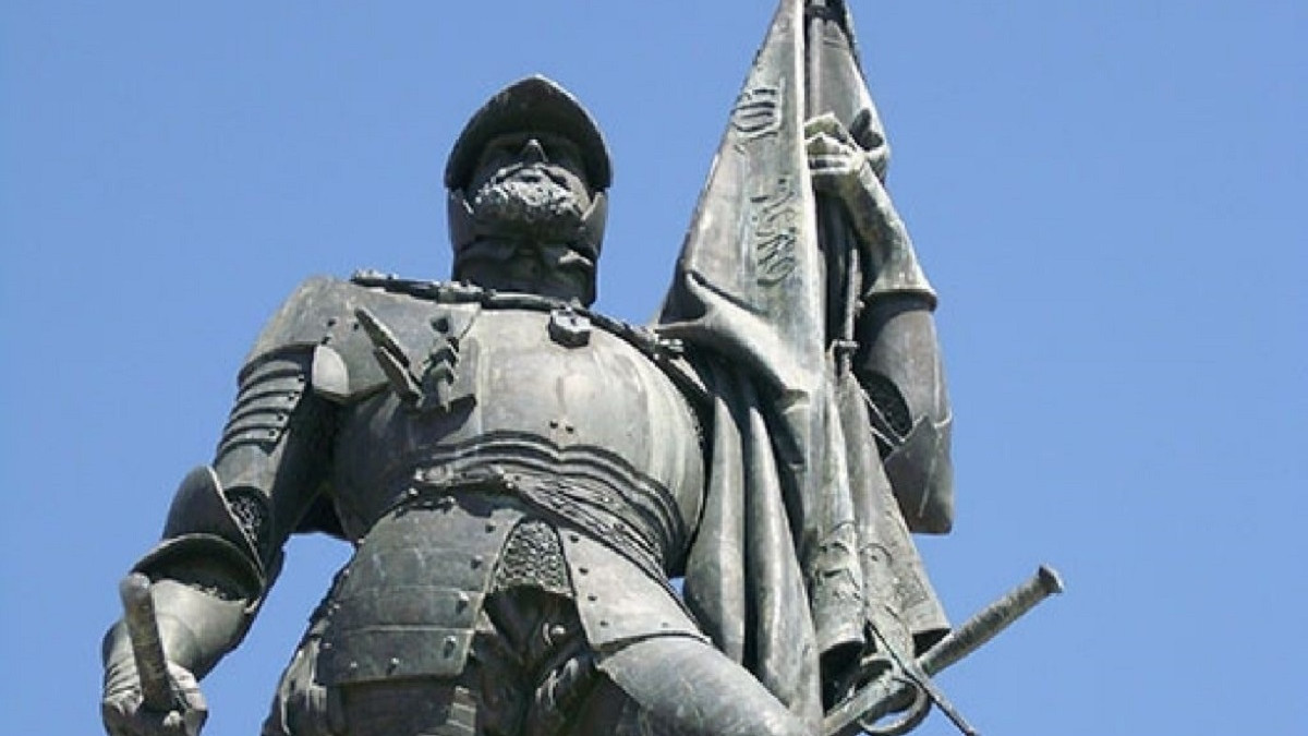 La otra guerra de Hernán Cortés: un edil socialista contra la politización de la historia