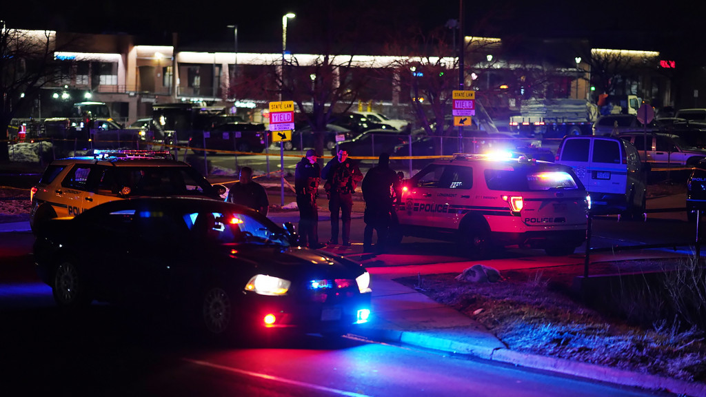 Al menos diez muertos en un tiroteo en un supermercado de Colorado (EEUU) -  Vozpópuli