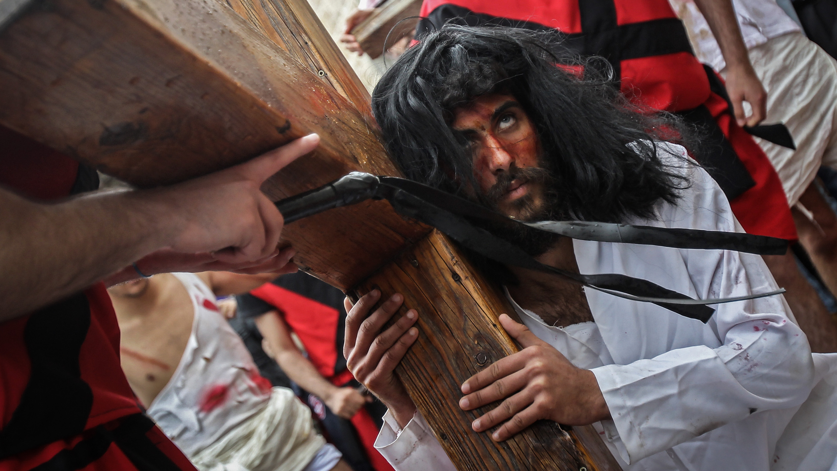 Si Jesucristo bajara a España