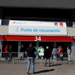 Madrid empieza a vacunar a personas de 60 a 65 años en el Wanda Metropolitano