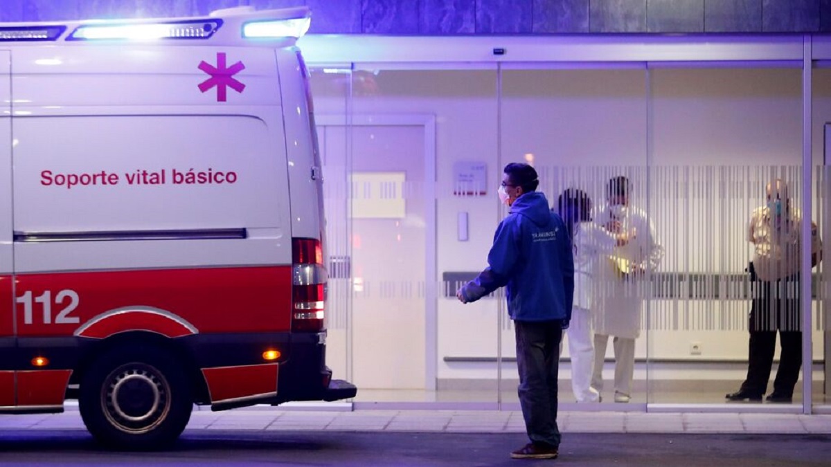 La Comunidad de Madrid notifica 2.980 casos nuevos, 2.394 de las últimas 24 horas, y 19 fallecidos más