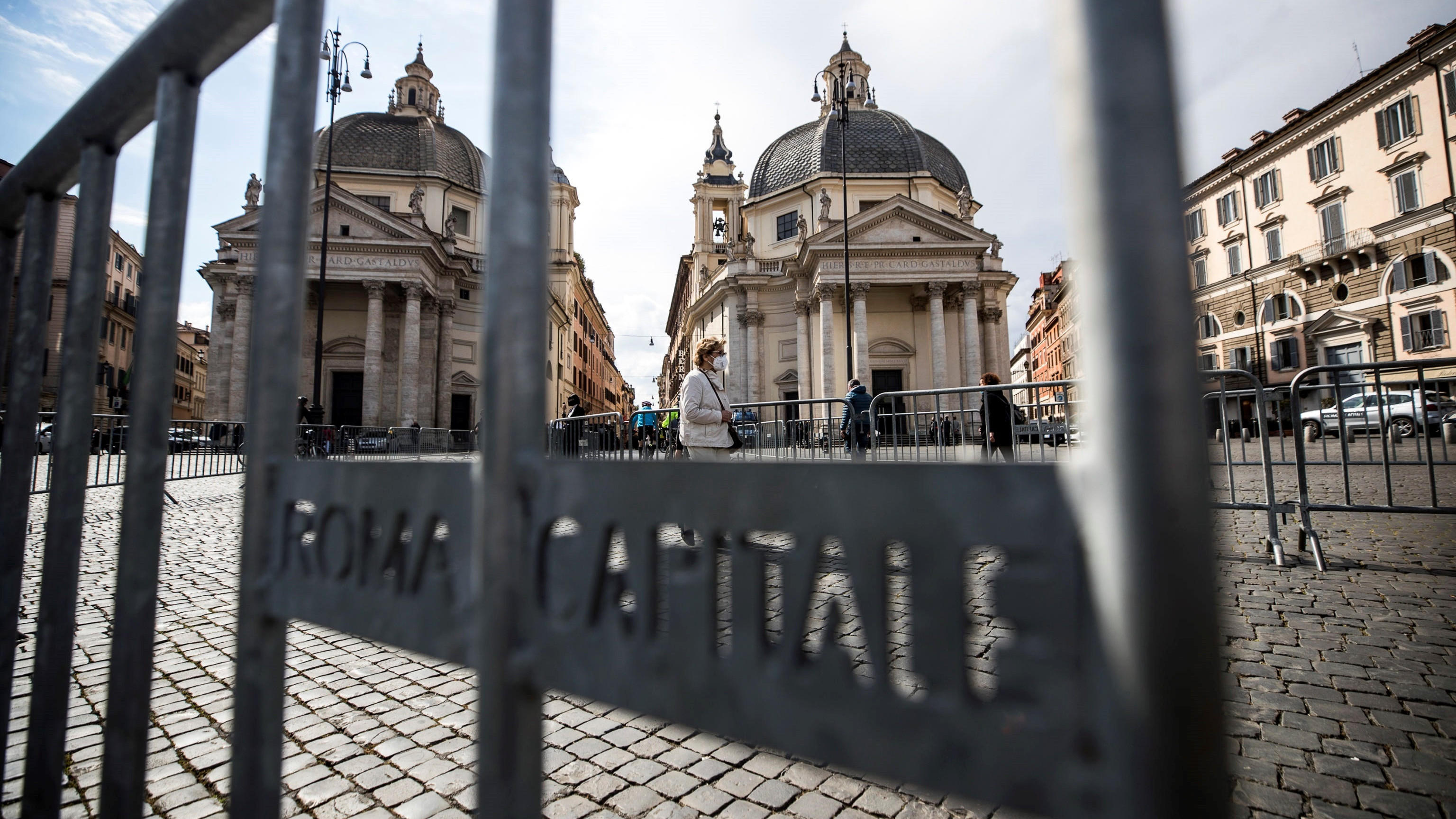 Italia se prepara para su reapertura, pese a las advertencias de los científicos