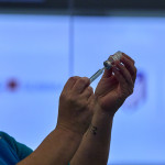 Los científicos se ponen “a disposición” de Sanidad para agilizar la vacunación