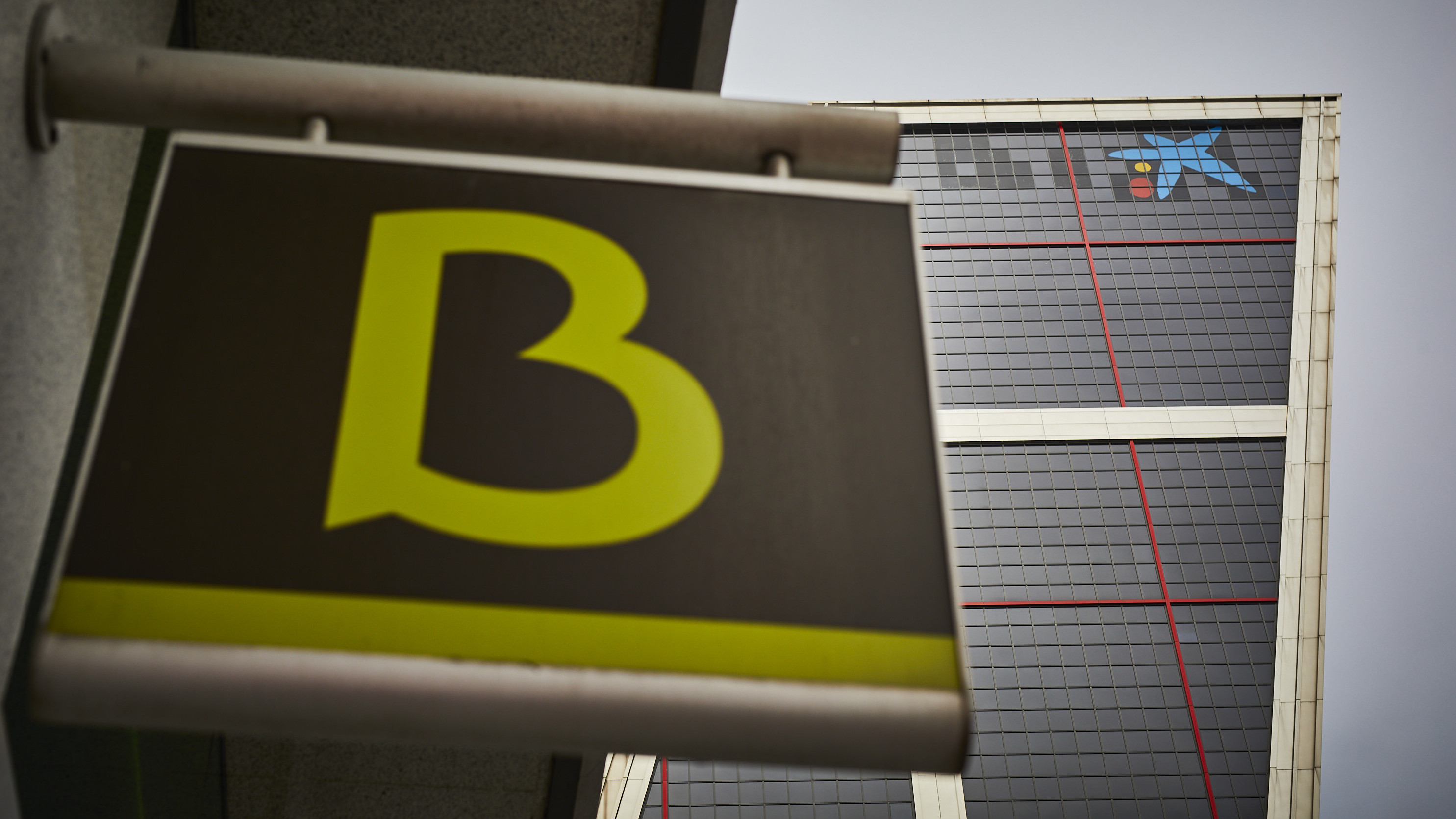 El juez estudia imputar a Bankia en la macroestafa contra el Madoff catalán