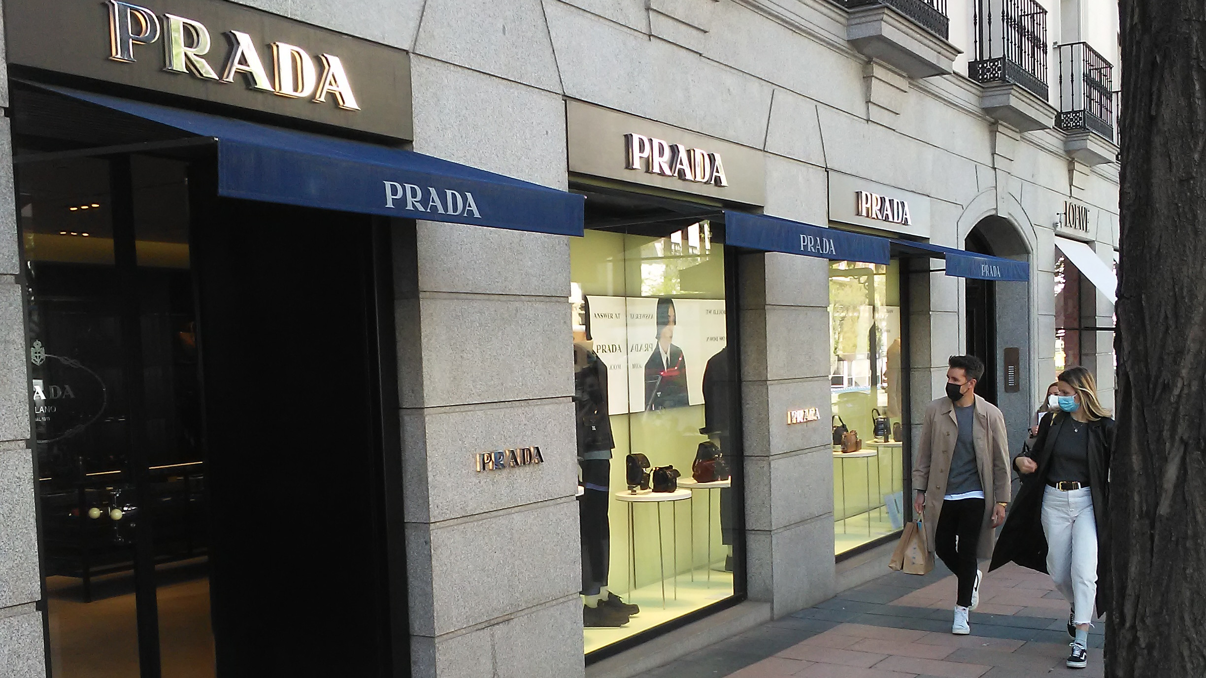 Tienda de Prada en la calle Goya de Madrid.