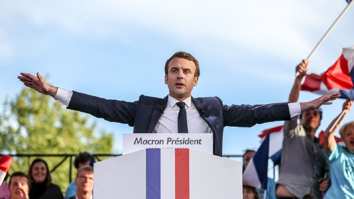 Macron recuerda la controvertida figura de Napoleón: "Es parte de nosotros"