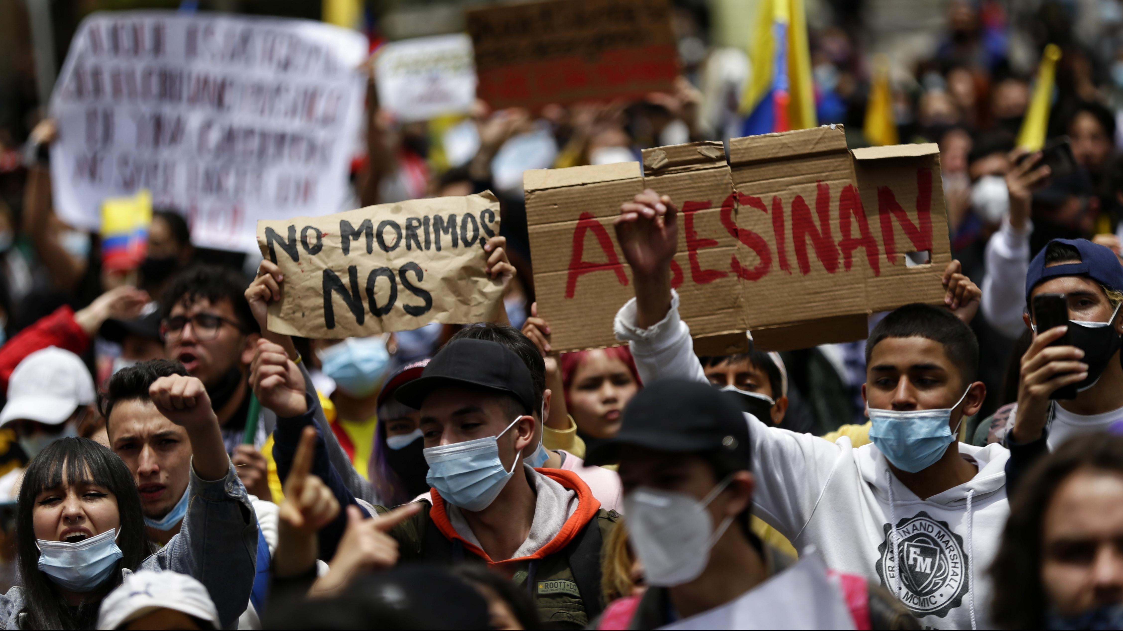 El Gobierno de Colombia apela al diálogo mientras siguen las protestas por noveno día
