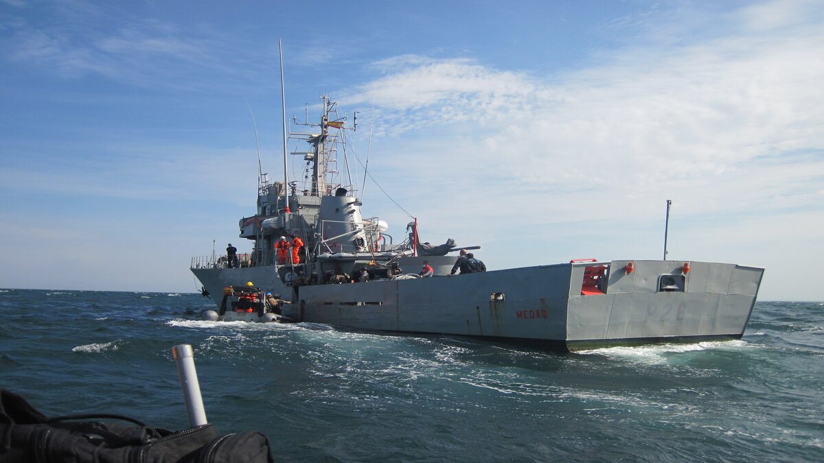 Defensa envia a la fragata "Navarra" a una operación de combate a la piratería en el Índico