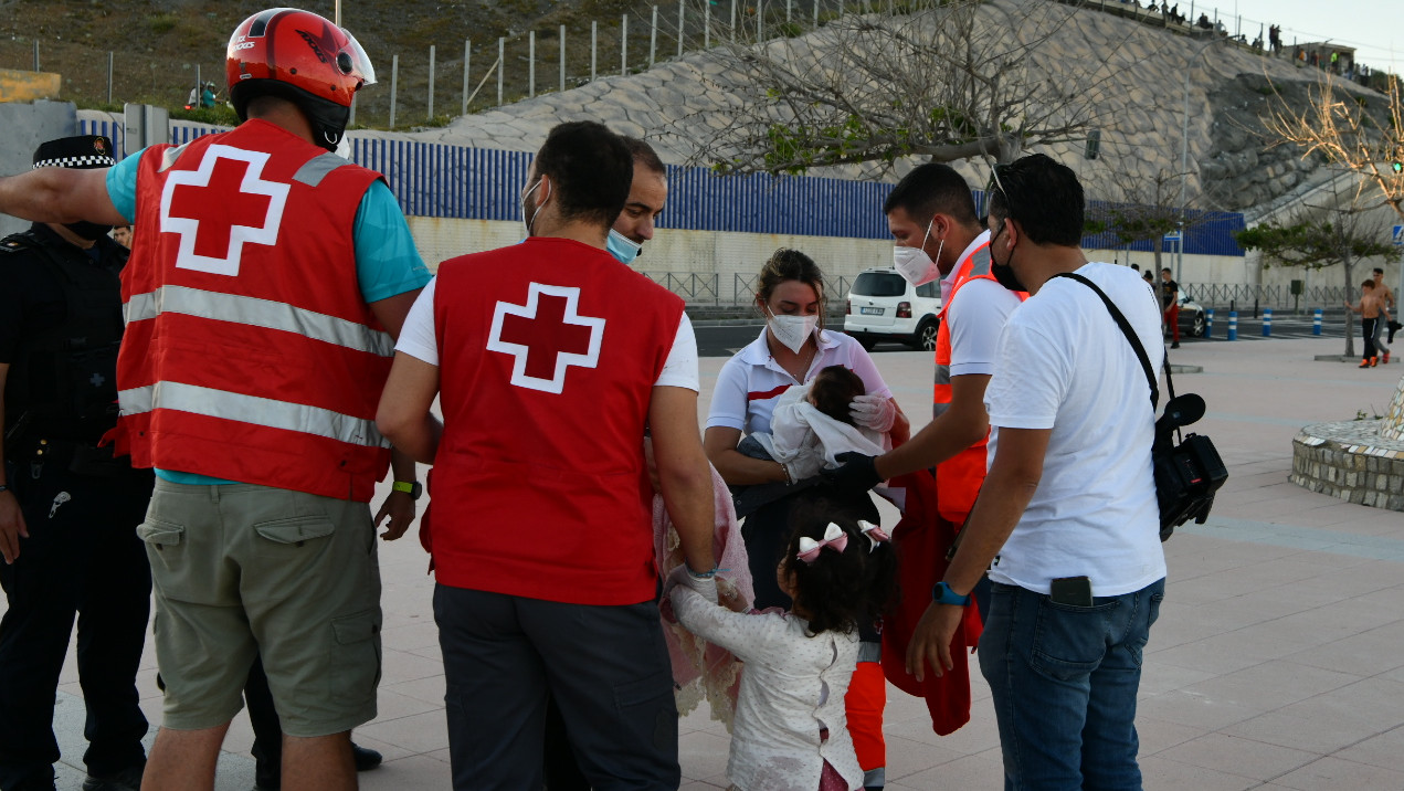 Voluntarios de la Cruz Roja