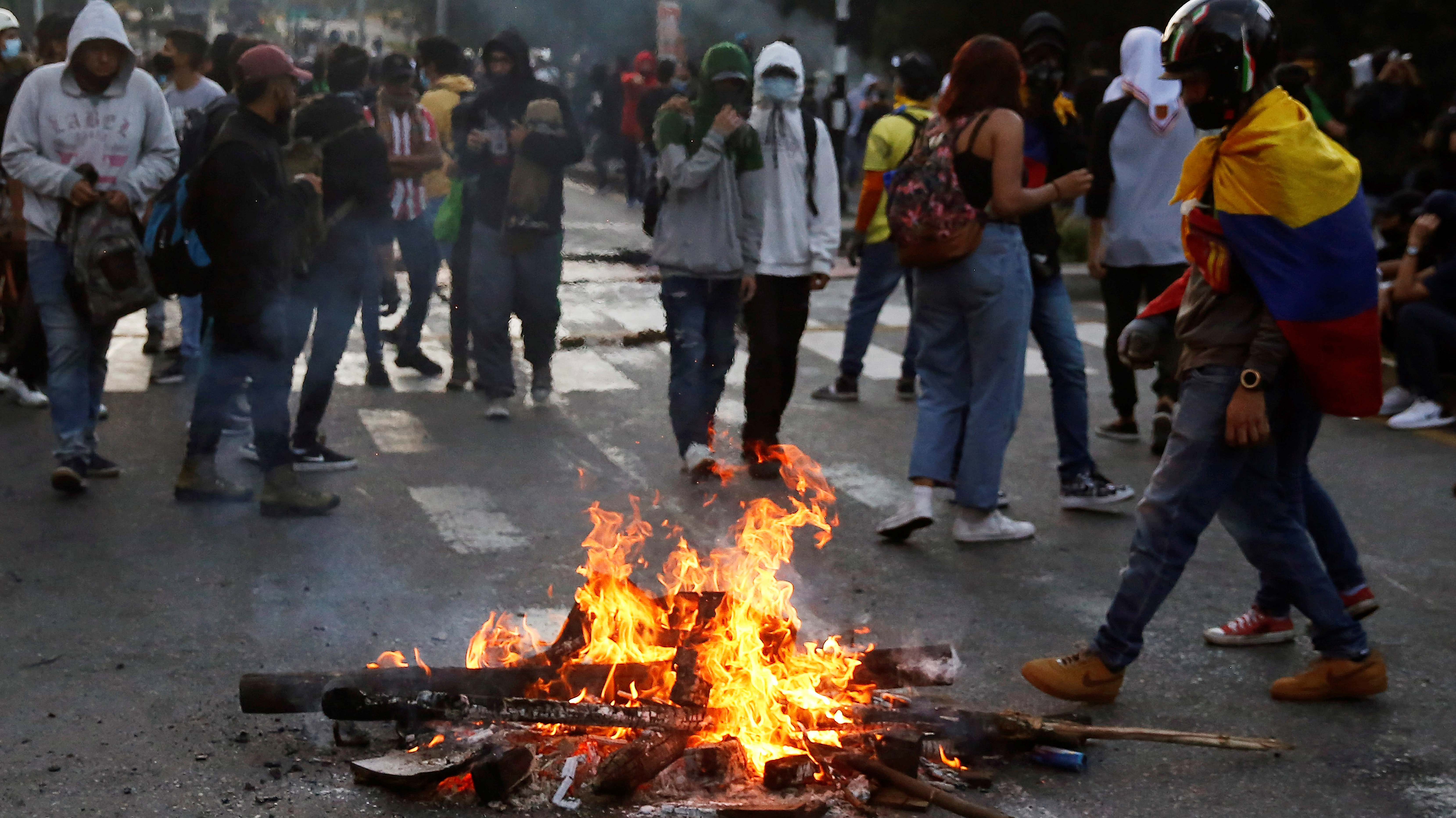 El Gobierno de Colombia confirma 26 muertos y 979 civiles heridos en las protestas