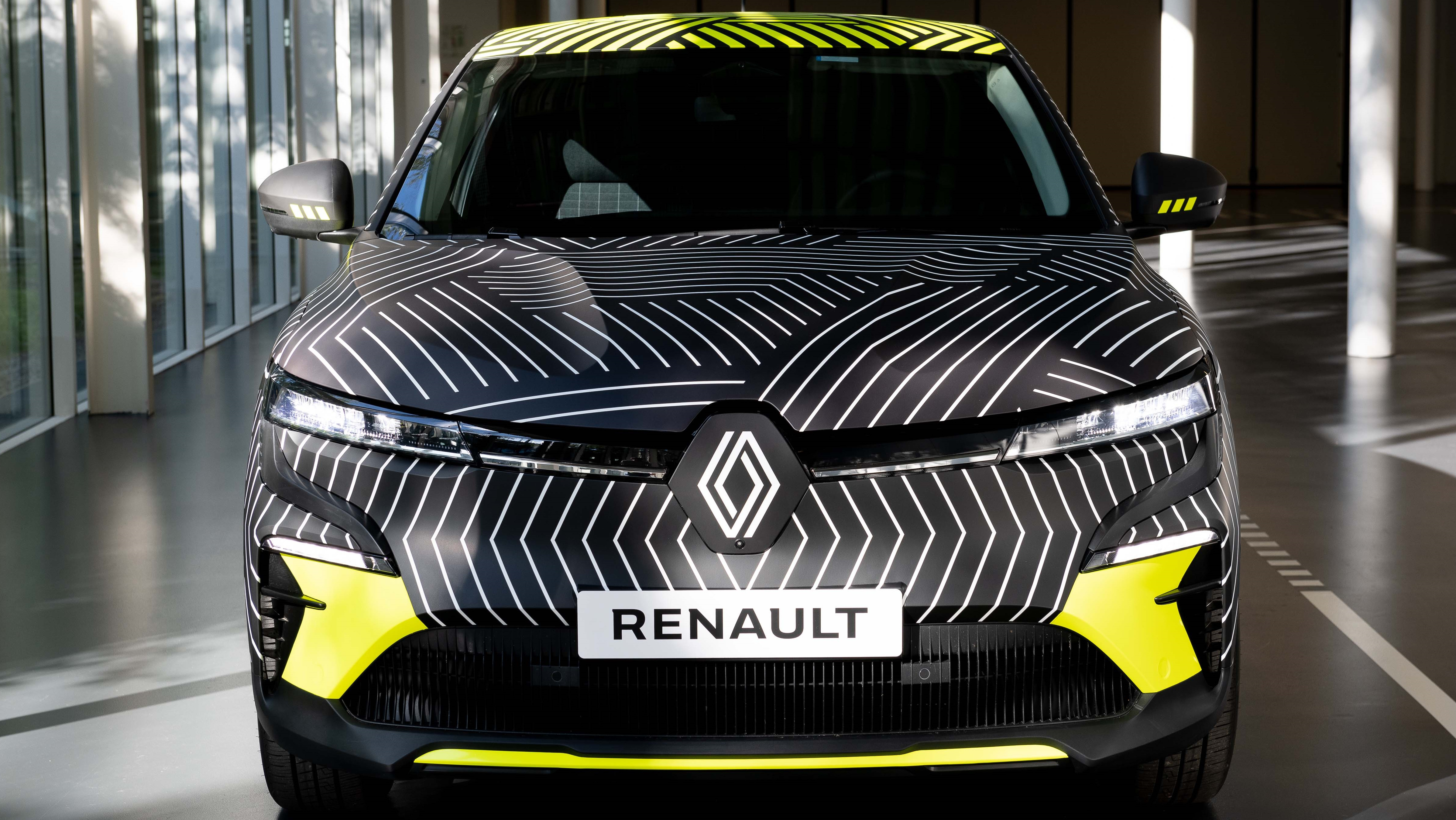 Renault es imputado en Francia por engaño en el control de sus motores diésel