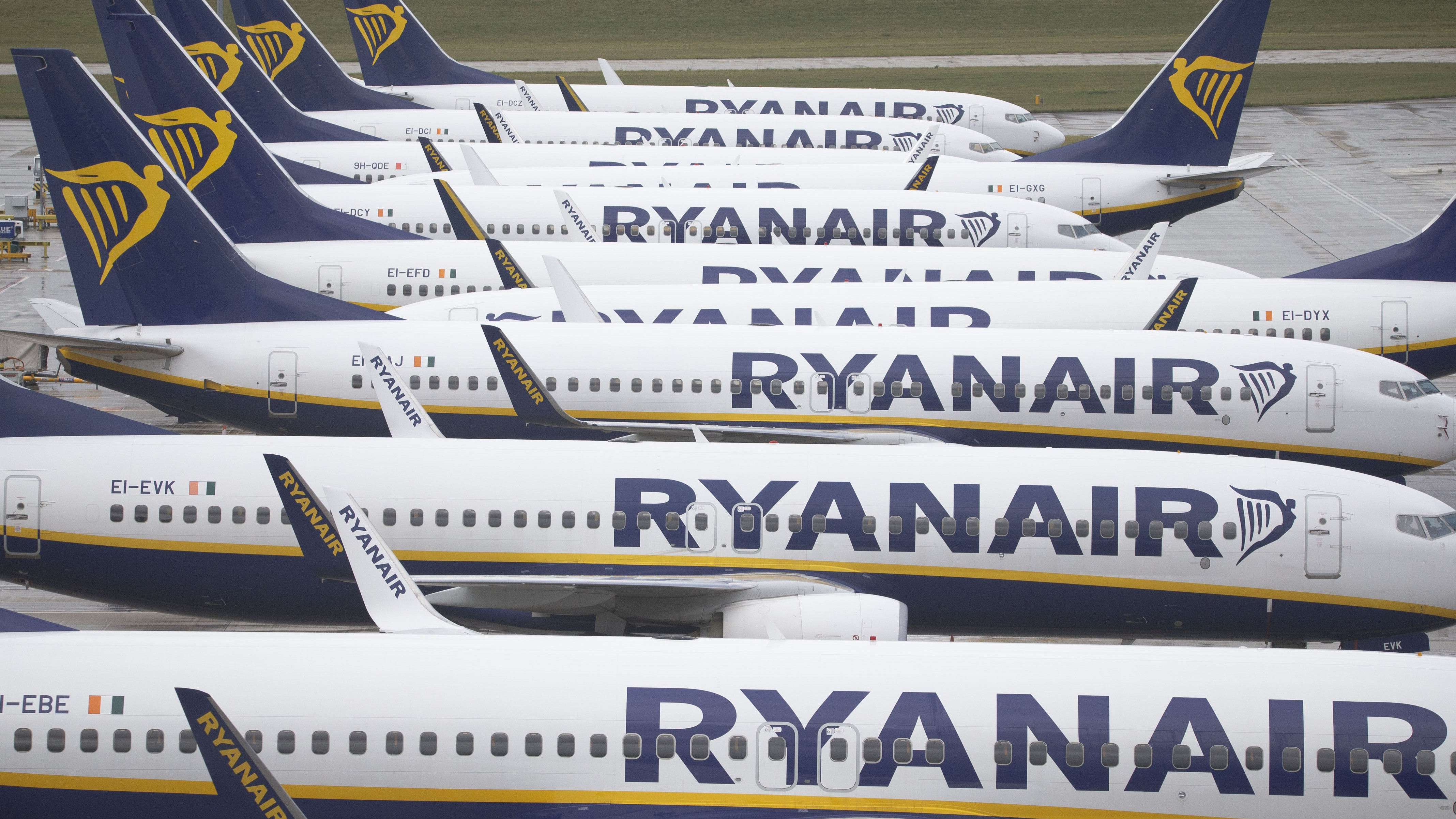 British Airways y Ryanair, investigadas por no reembolsar vuelos cancelados por pandemia