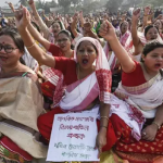 Una mujer es obligada a marchar desnuda por un pueblo en la India como "castigo" por una presunta infidelidad
