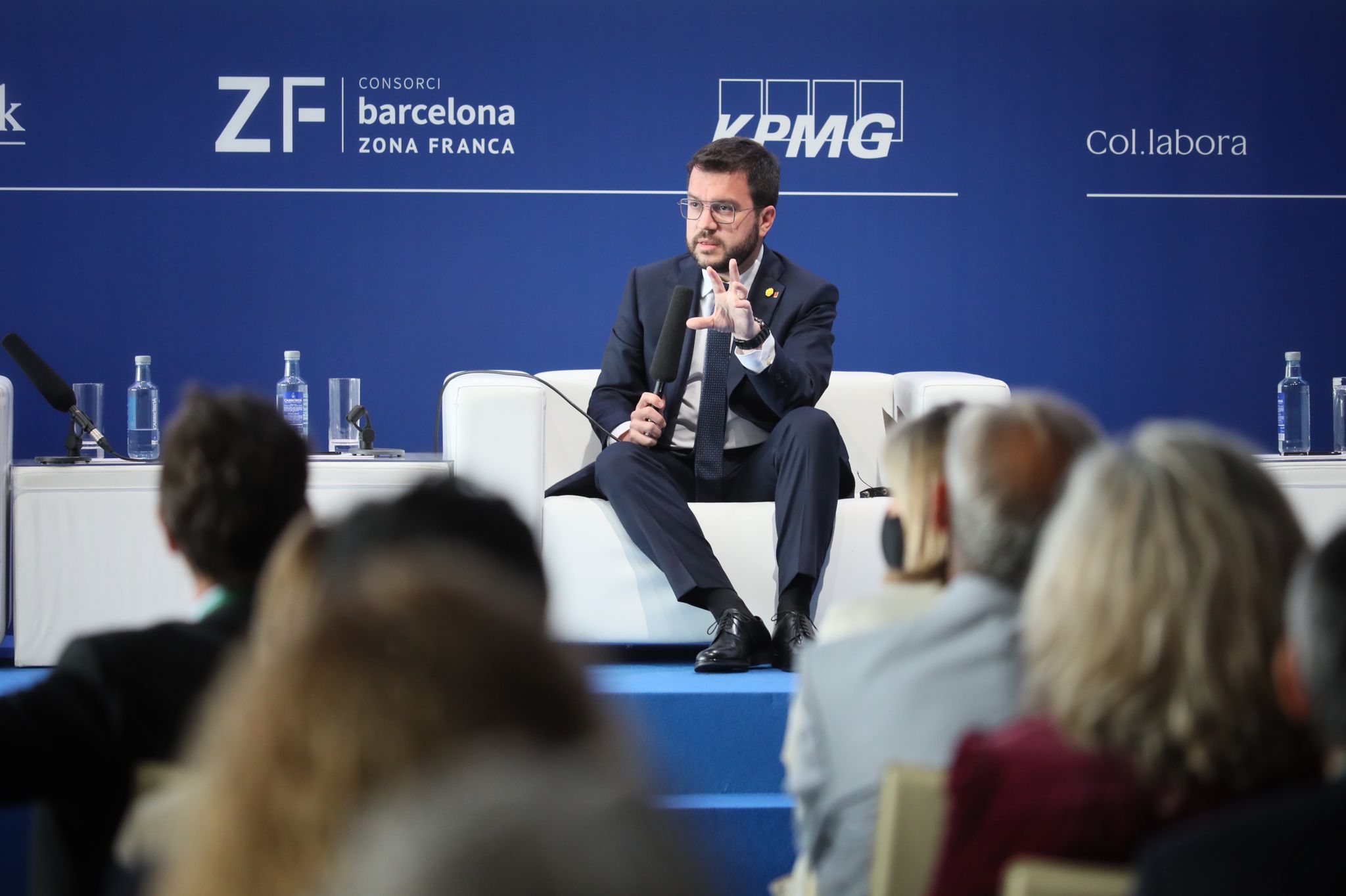 Aragonés reclama a Sánchez volver al "marco de Pedralbes": conflicto político y fuera de la Constitución