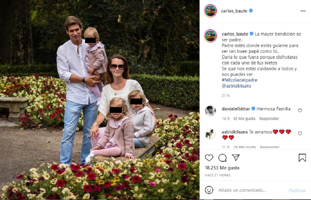 Carlos Baute tiene otros tres hijos con su mujer Astrid Klisans