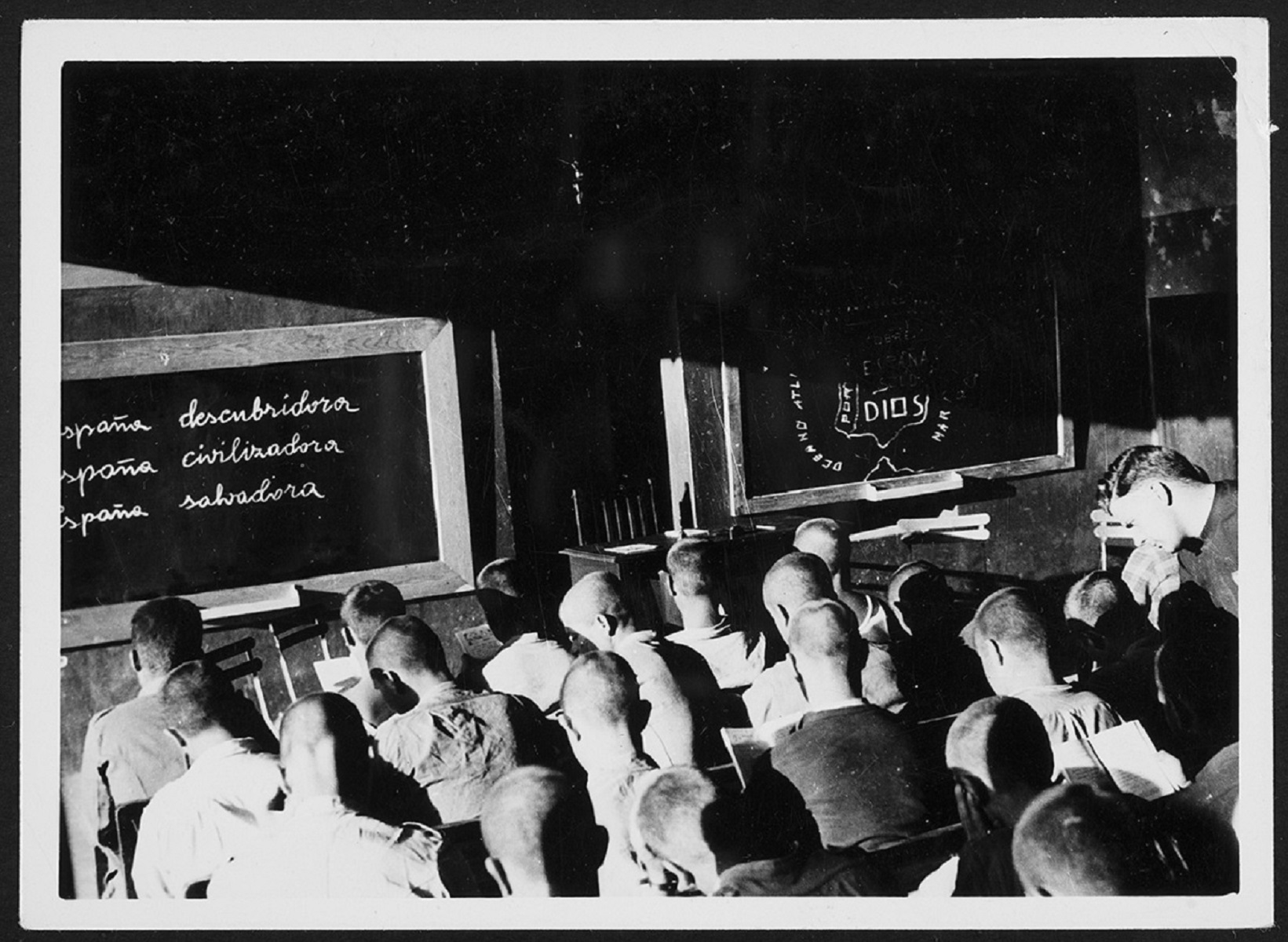 Clase de reeducación en el campo de la Magdalena