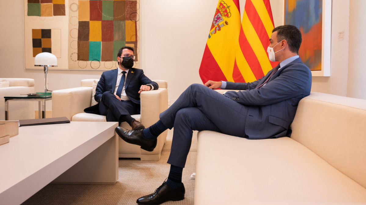 Pedro Sánchez admite que las posiciones entre Gobierno y Generalitat "están muy lejos"