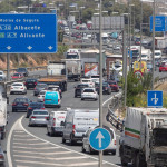 Retenciones de tráfico en la autovía A-7 a su paso por Murcia.
