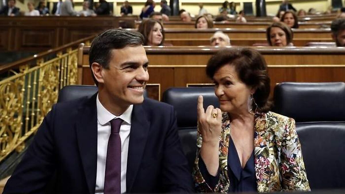 Calvo estudia una oferta de Sánchez para convertirse en presidenta del PSOE