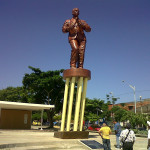 Estatua en homenaje a Joe Arroyo en Barranquilla (Colombia)