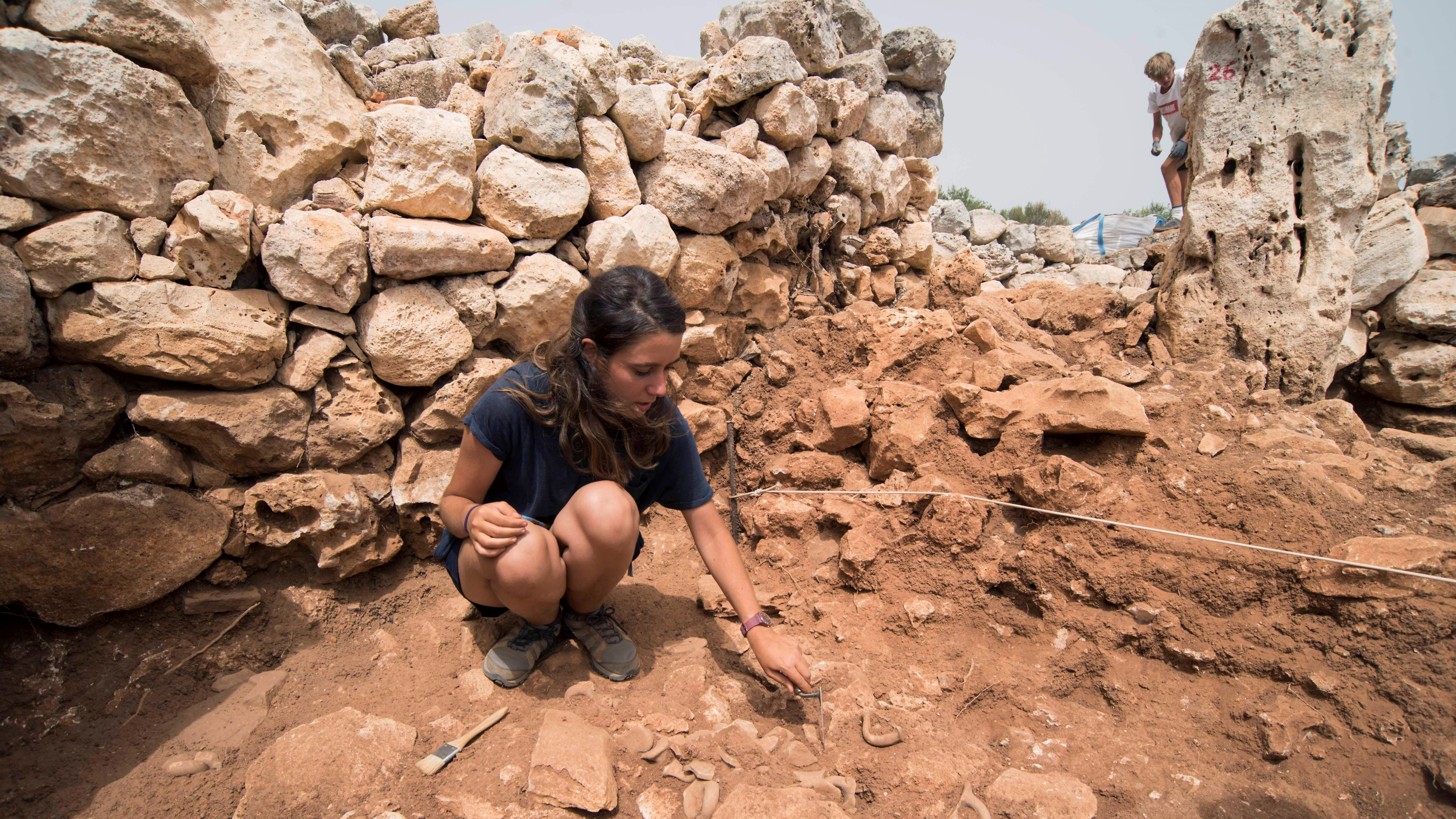Hallan restos humanos en un yacimiento talayótico de Menorca