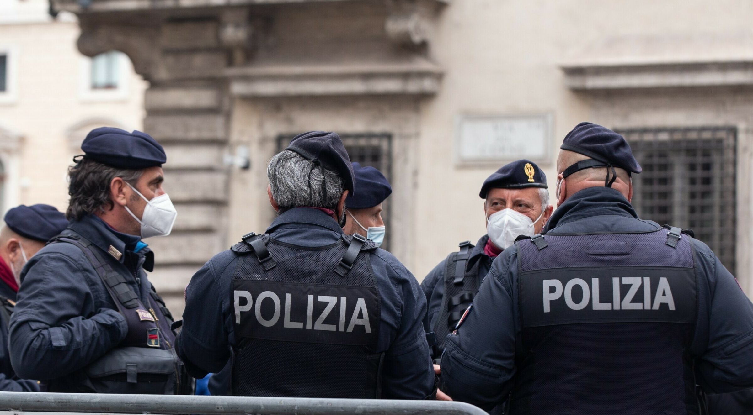 La Policía italiana lanza una gran operación para capturar al histórico jefe mafioso Matteo Messina Denaro