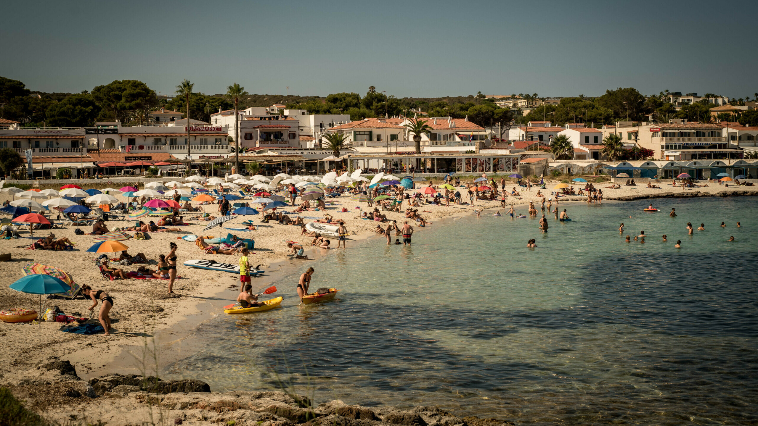 Una playa de Menorca este verano.