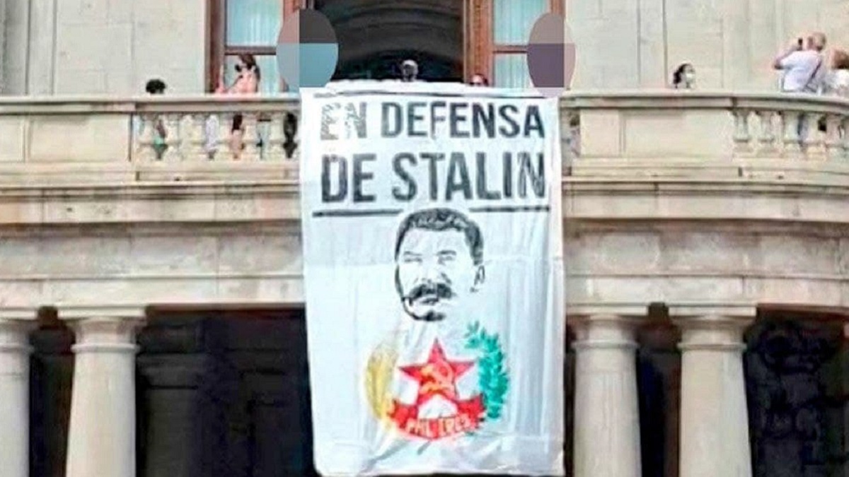 Vox denuncia al partido Marxista-Leninista por la pancarta de Stalin en Valencia