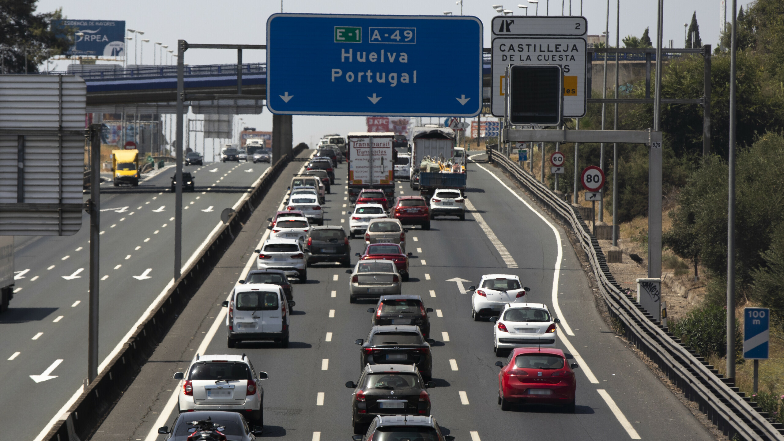 La autovía A-49 sentido Huelva-Portugal. A 27 de agosto de 2021, En Sevilla (Andalucía, España)
