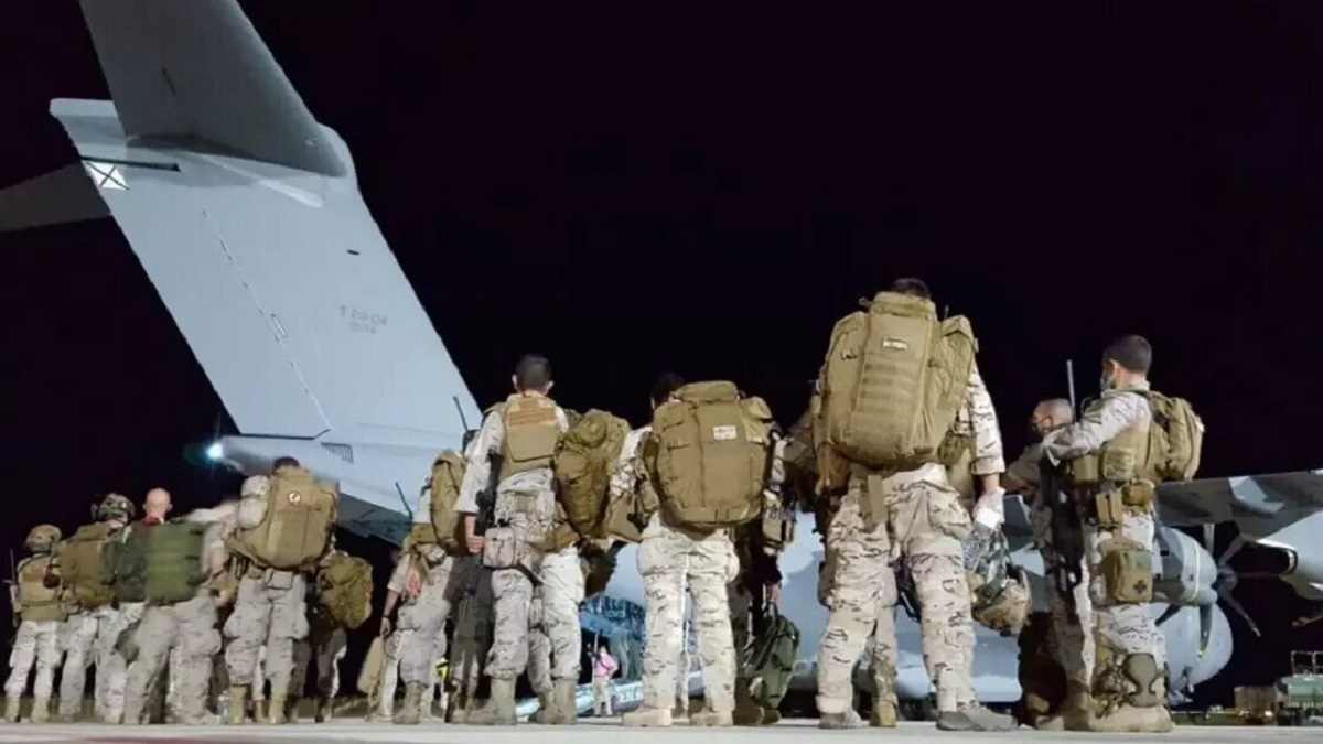 Últimas noticias de Afganistán, en directo: parte desde Dubái el primer avión de rescate español