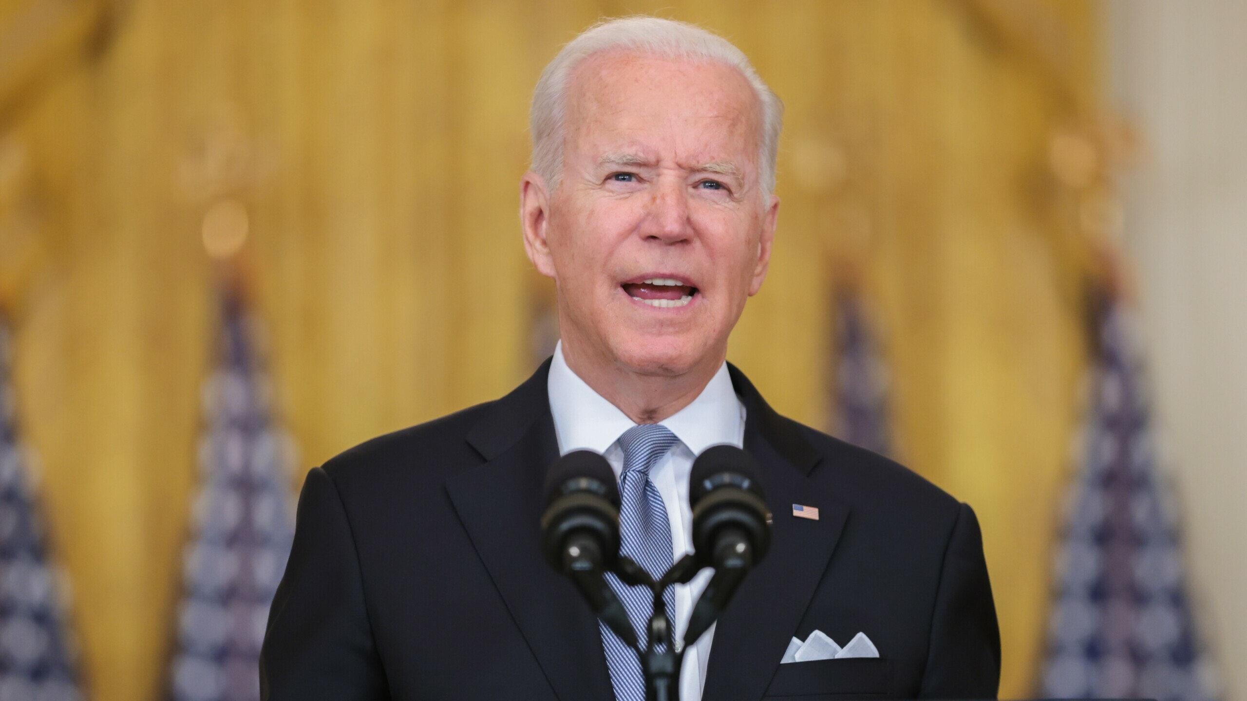 Biden resalta la evacuación de Afganistán y la tilda de histórica