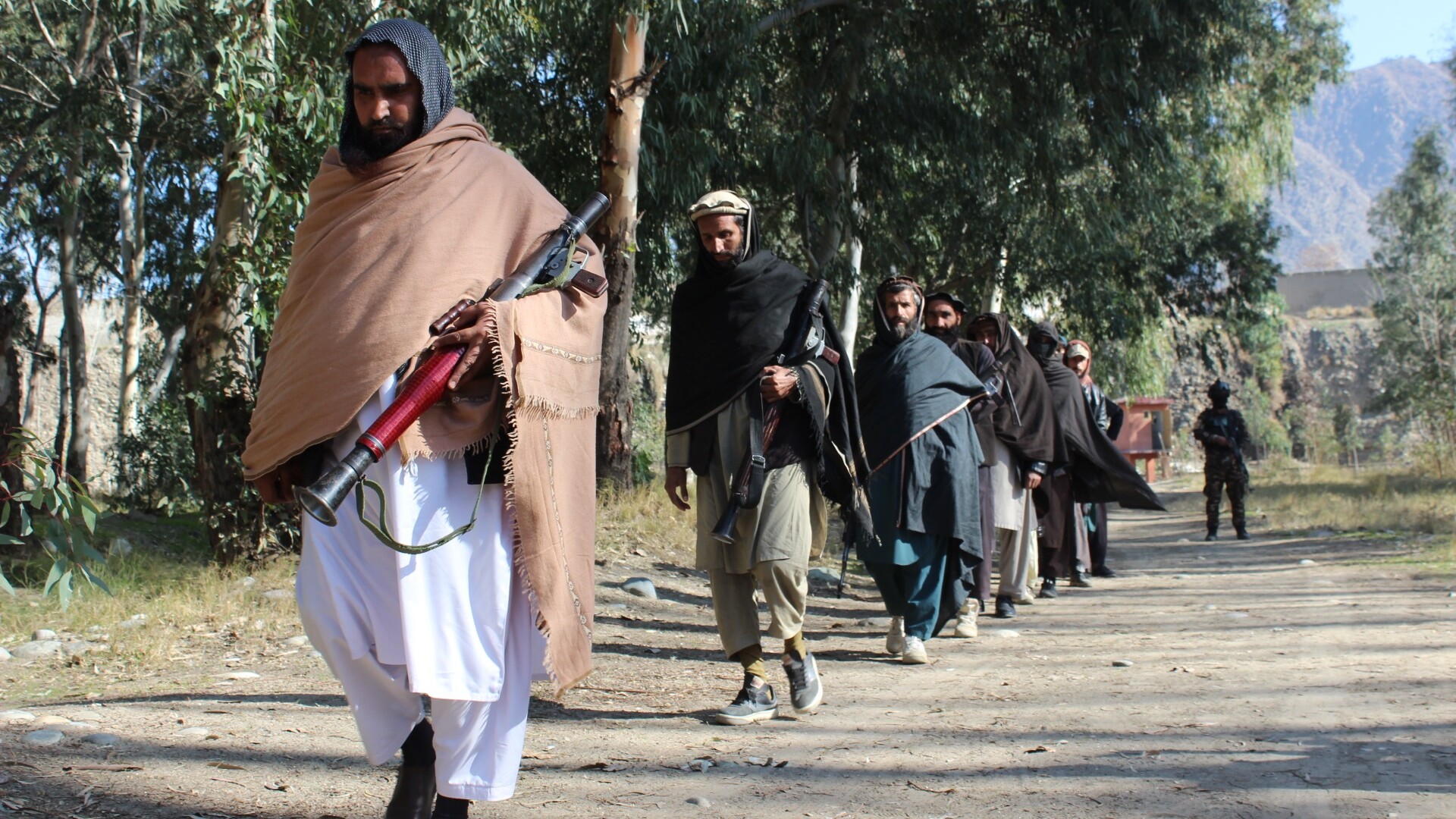 Los afganos en España tienen "miedo" por retroceder 50 años con los talibán