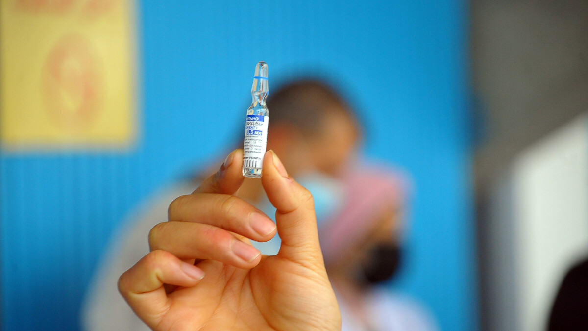 Rusia acelera la vacunación ante sus peores cifras diarias de muertes