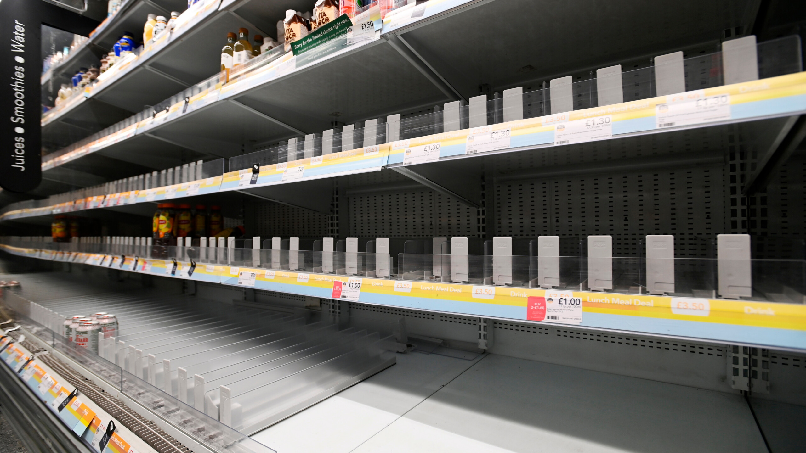 Desabastecimiento en un supermercado de Londres, en Reino Unido.