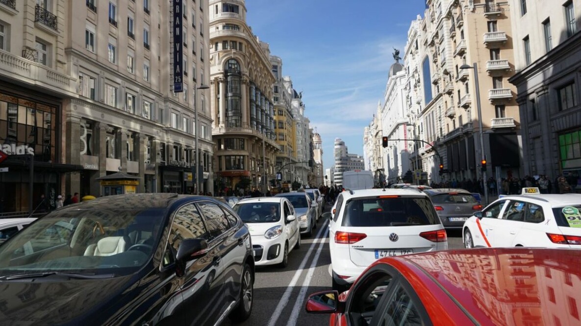 Madrid reducirá a 15 km/h la velocidad en calles de plataforma única