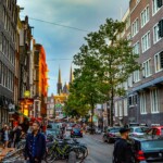 Países Bajos hace obligatorio el 'pasaporte covid' en la hostelería y elimina la distancia social