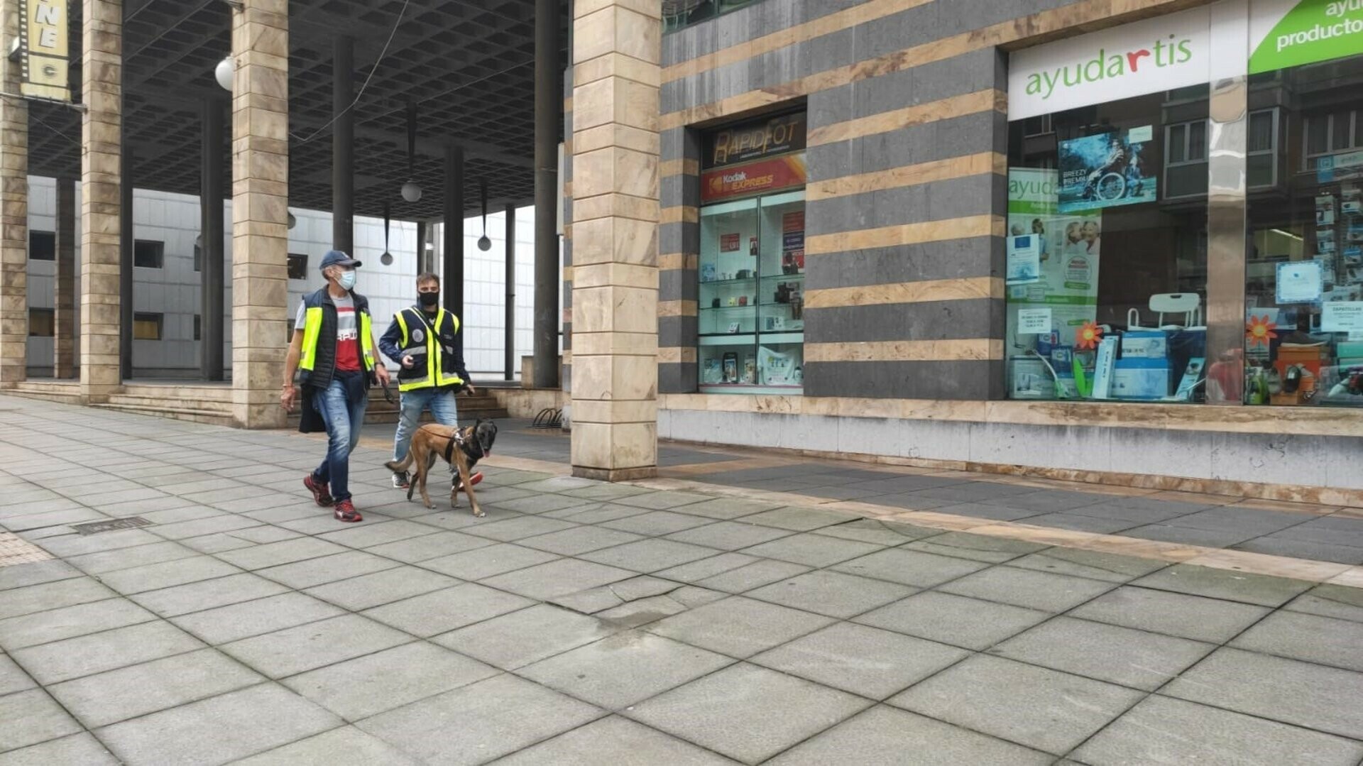 Reabierto el Centro Cívico de Oviedo tras la falsa alarma de bomba