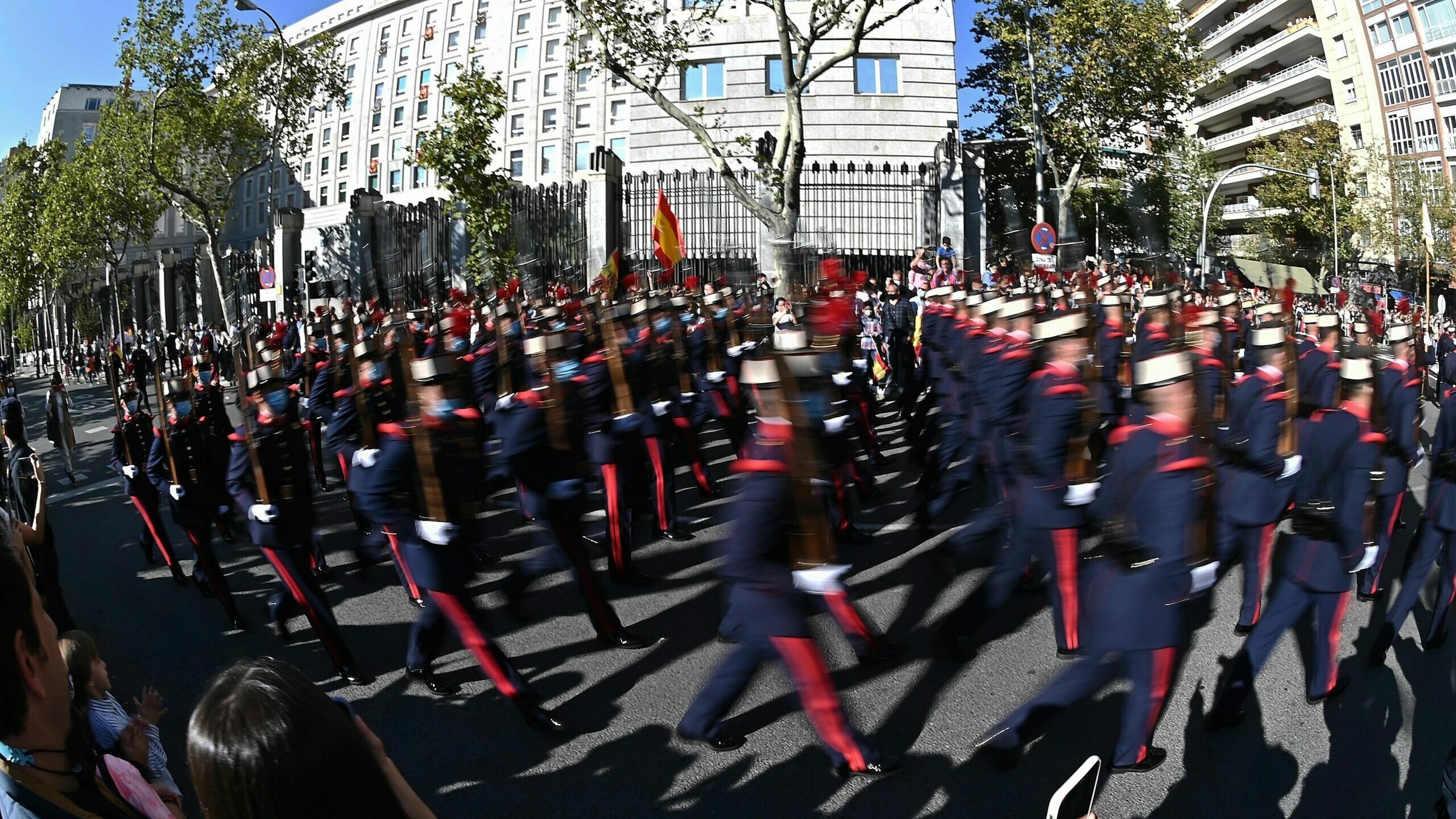Militares en el desfile de la Fiesta Nacional de 2021
