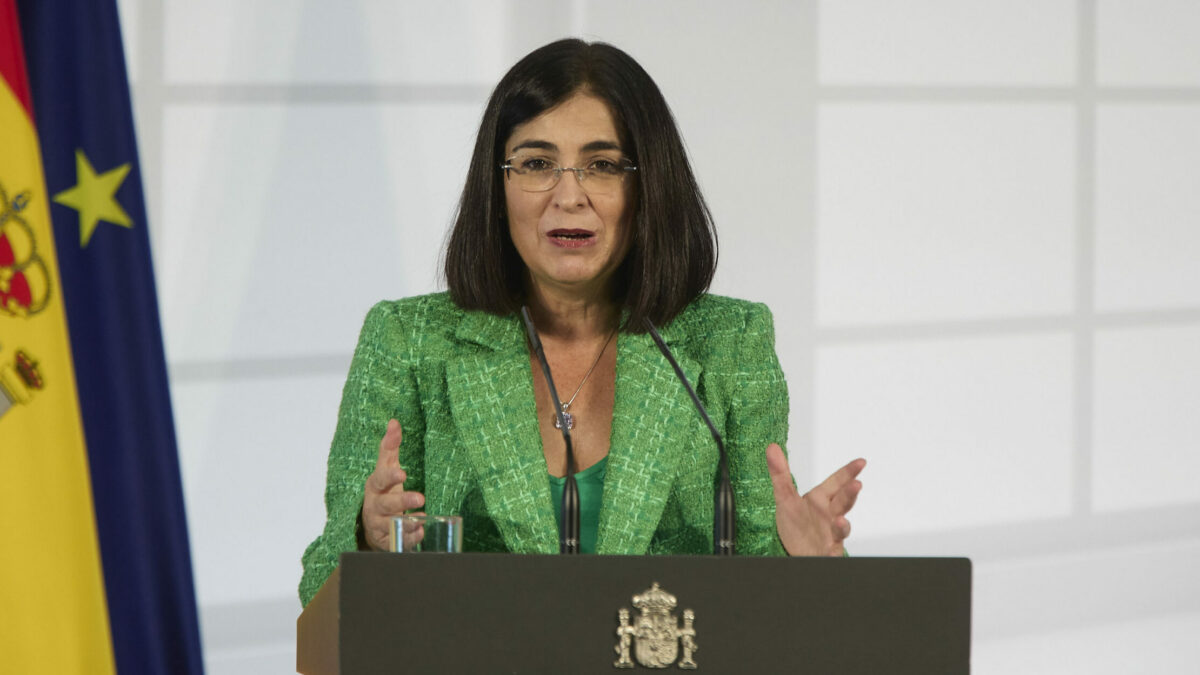 Sanidad y las CCAA revisarán flexibilizar las mascarillas en los colegios tras la polémica con Madrid