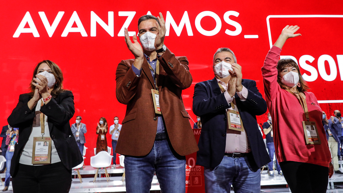 El PSOE cesa a su gerente en la primera reunión de la nueva Ejecutiva Federal