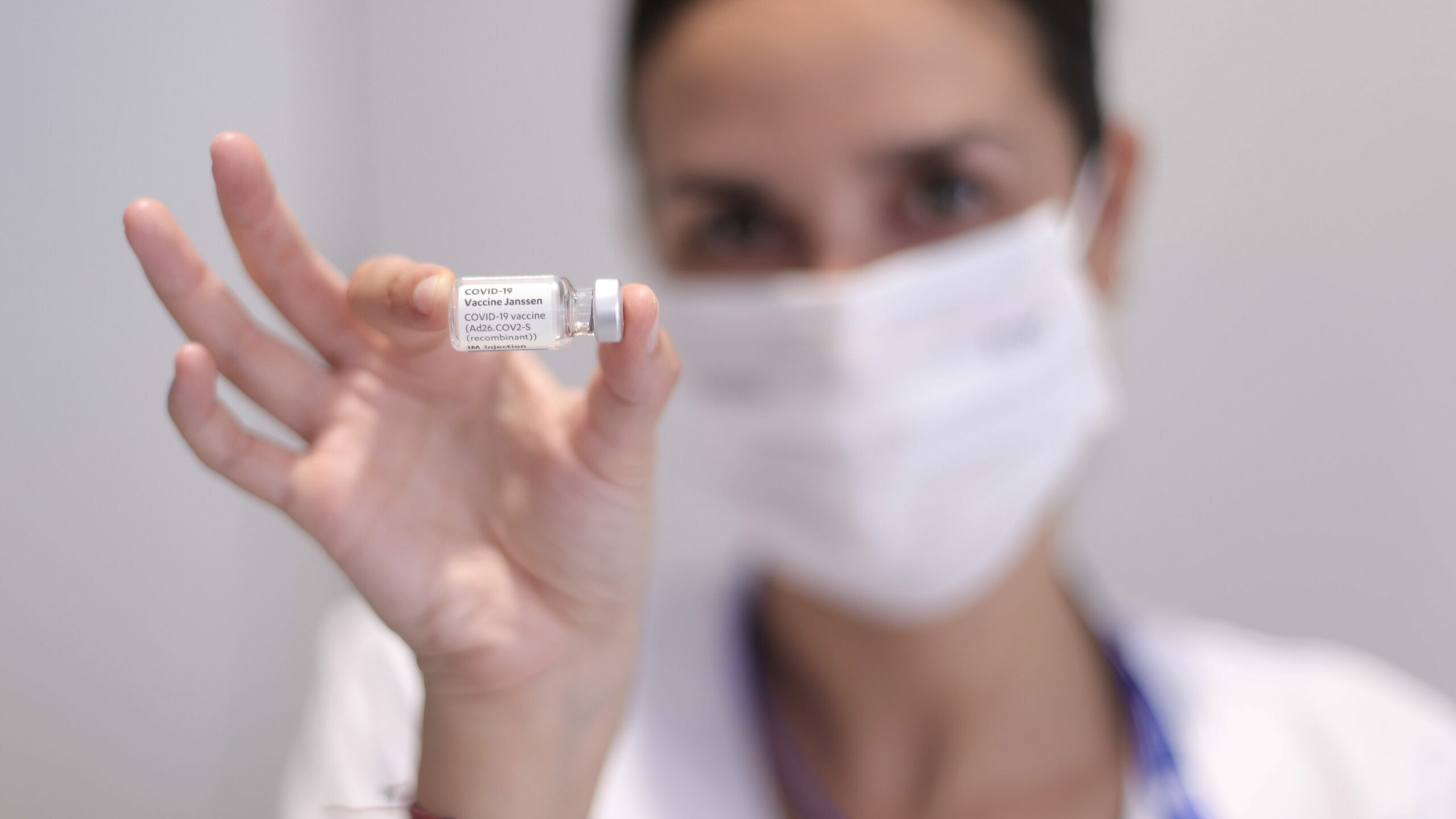 Las personas vacunadas con Janssen recibirán una segunda dosis de Pfizer o Moderna